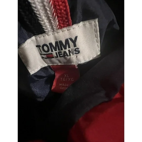 Tommy Hilfiger traveler boxy Puffer coat Jacket XLARGE jacket blue red NWT - Picture 8 of 13